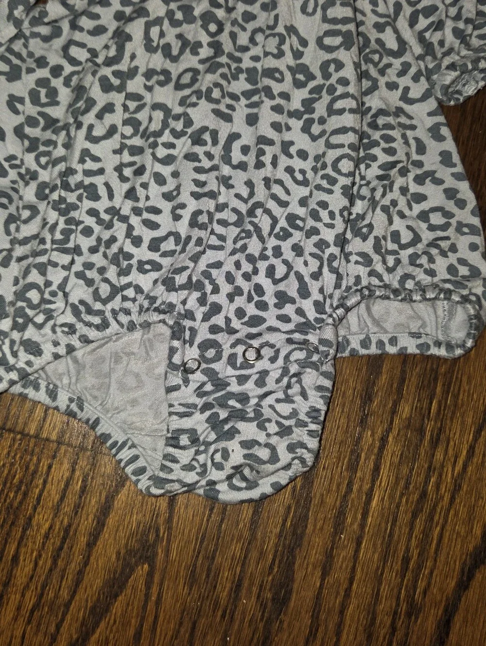 Kate Quinn Bamboo One Piece 6-12 Months Grey Leapard Print